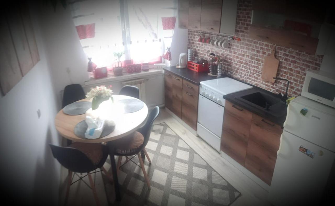 Apartament Wrzos Bieszczady Чарна Экстерьер фото